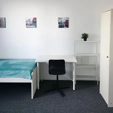 Hostel Sumavska - Veveri Vedle Sono Music Club *